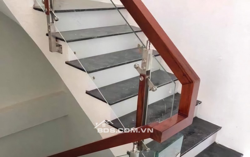 Tôi cho thuê nhà, 133m2- 7T, Linh Lang, Đào Tấn, Phan Kế Bính -75 tr
